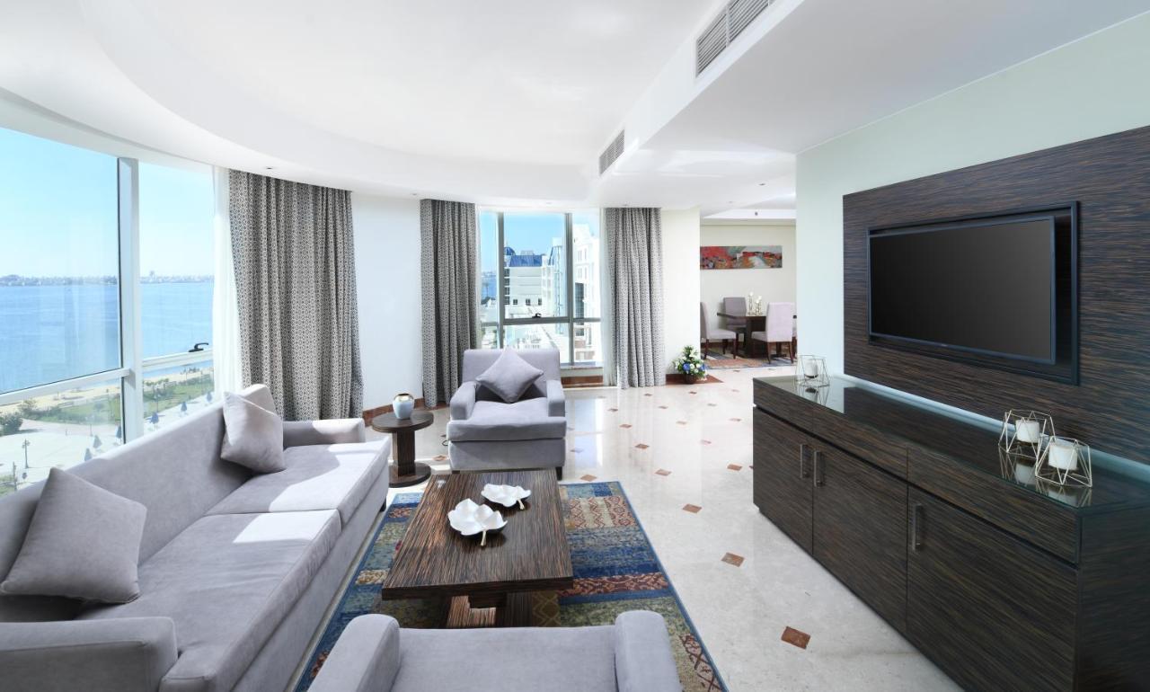 Tolip El Forsan Hotel Исмаилия Экстерьер фото A suite at the Hilton Tel Aviv