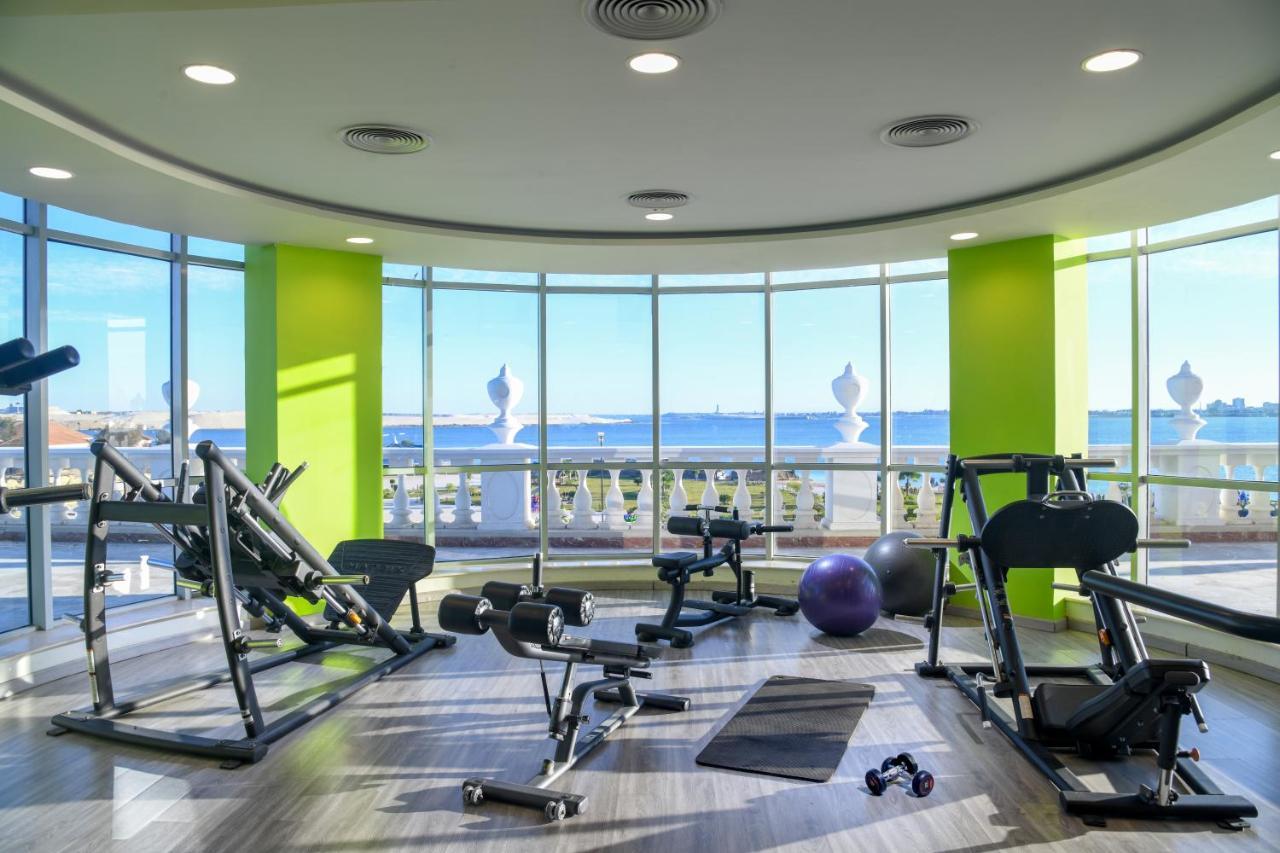 Tolip El Forsan Hotel Исмаилия Экстерьер фото The gym at the hotel