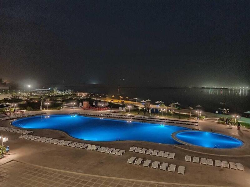Tolip El Forsan Hotel Исмаилия Экстерьер фото The Dead Sea at night