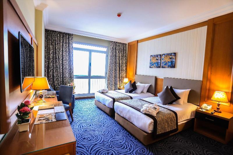 Tolip El Forsan Hotel Исмаилия Экстерьер фото A room at the hotel