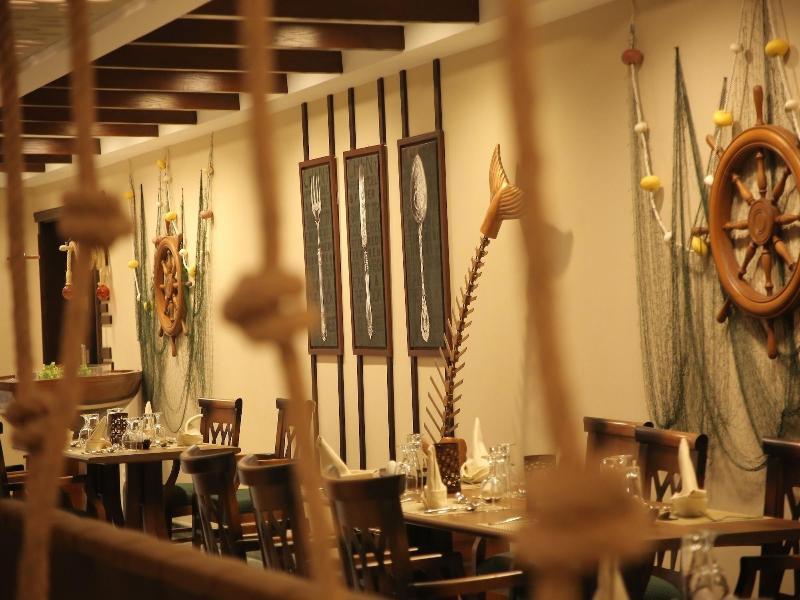 Tolip El Forsan Hotel Исмаилия Экстерьер фото Interior of the restaurant