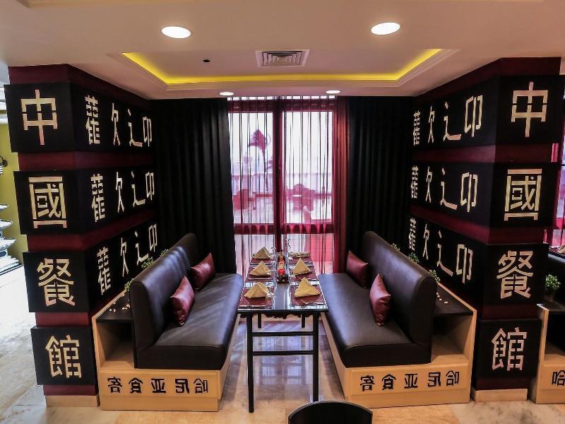 Tolip El Forsan Hotel Исмаилия Экстерьер фото Interior of a restaurant in Beijing